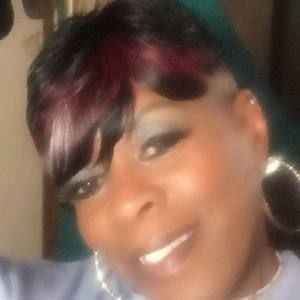 Meet your Posher, Tina